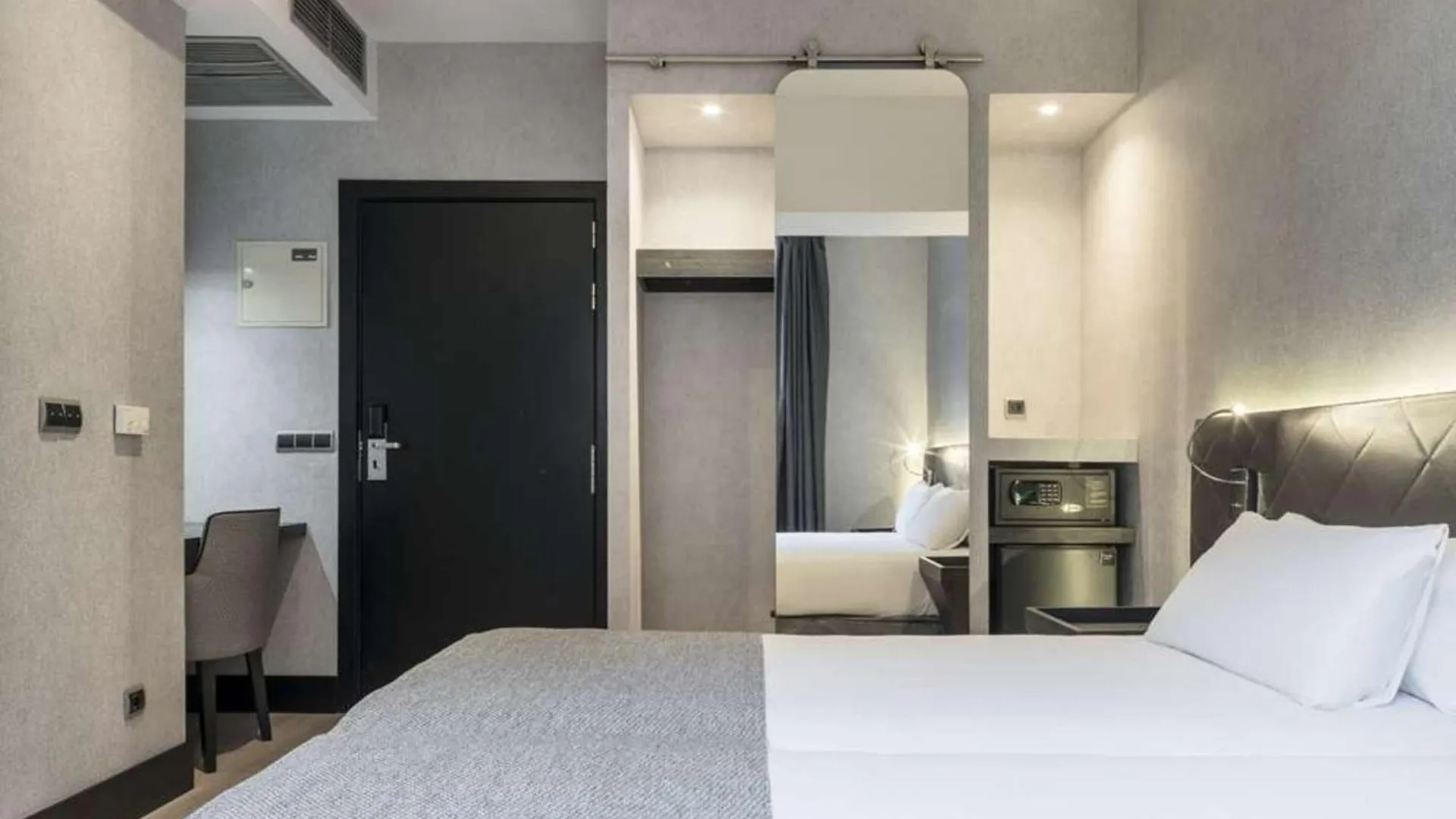Hotel Ilunion Bel-Art Barcellona