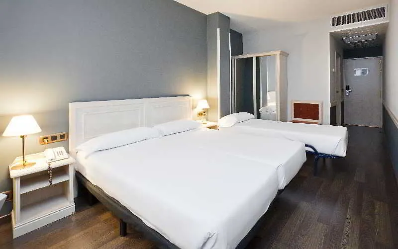 ****  Hotel Ilunion Bel-Art Barcellona Spagna
